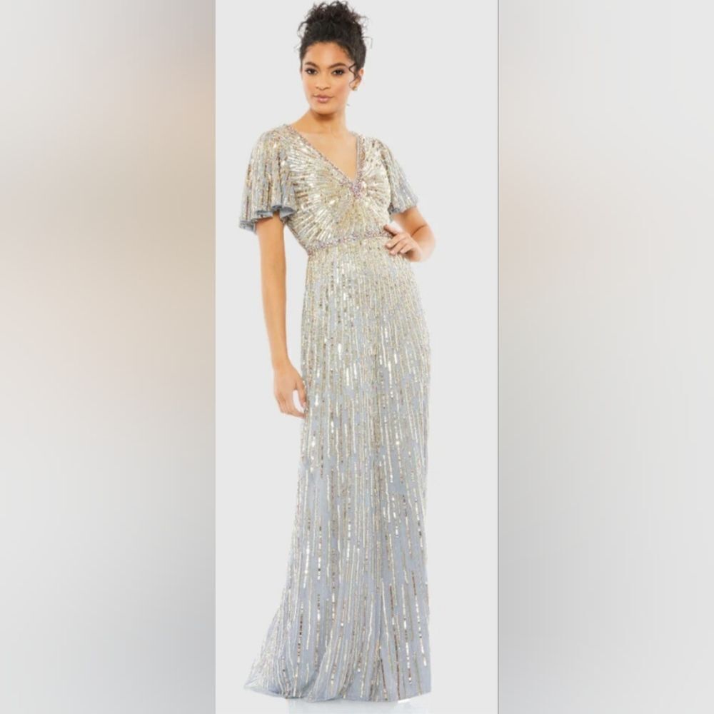 Mac Duggal 5538 Embellished  Butterfly Sleeve Column Gown NWOT sz 10 platinum